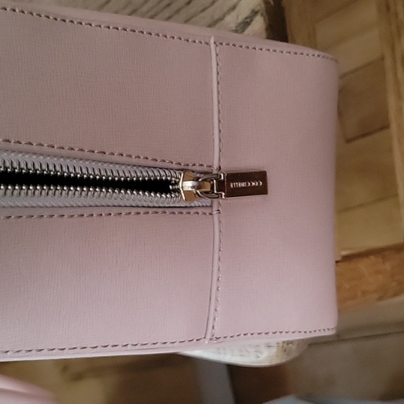 Coccinelle double handle crossbody tote in beige leather. - Picture 6 of 8